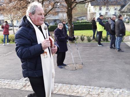 Obnovitvena dela je blagoslovil velesovski župnik Slavko Kalan